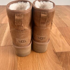 UGG Classic Ultra Mini